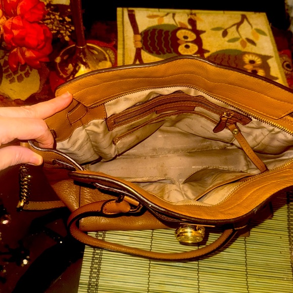 Michael Kors caramel leather medium bag - Picture 2 of 6